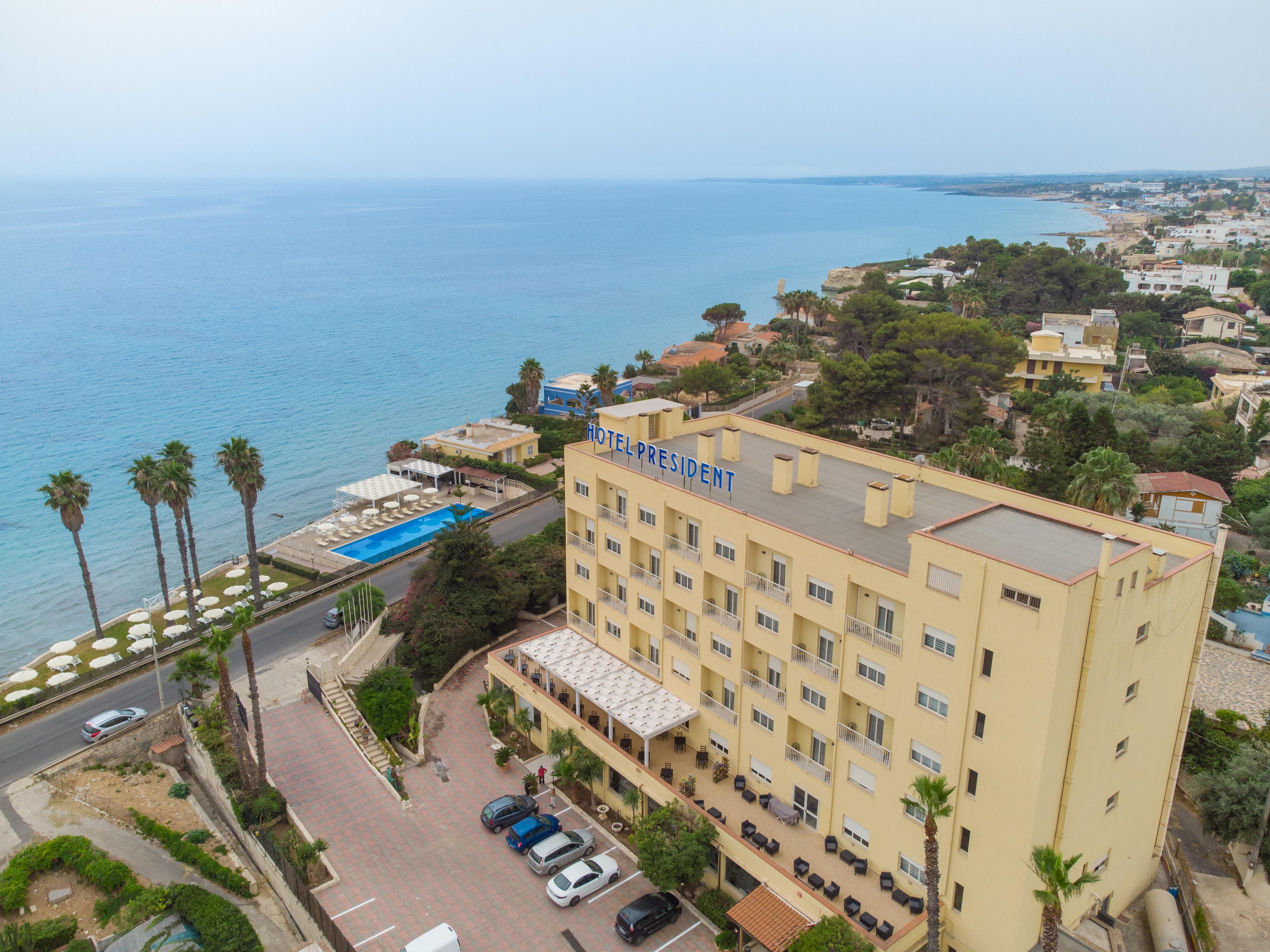 President Sea Palace Hotel
